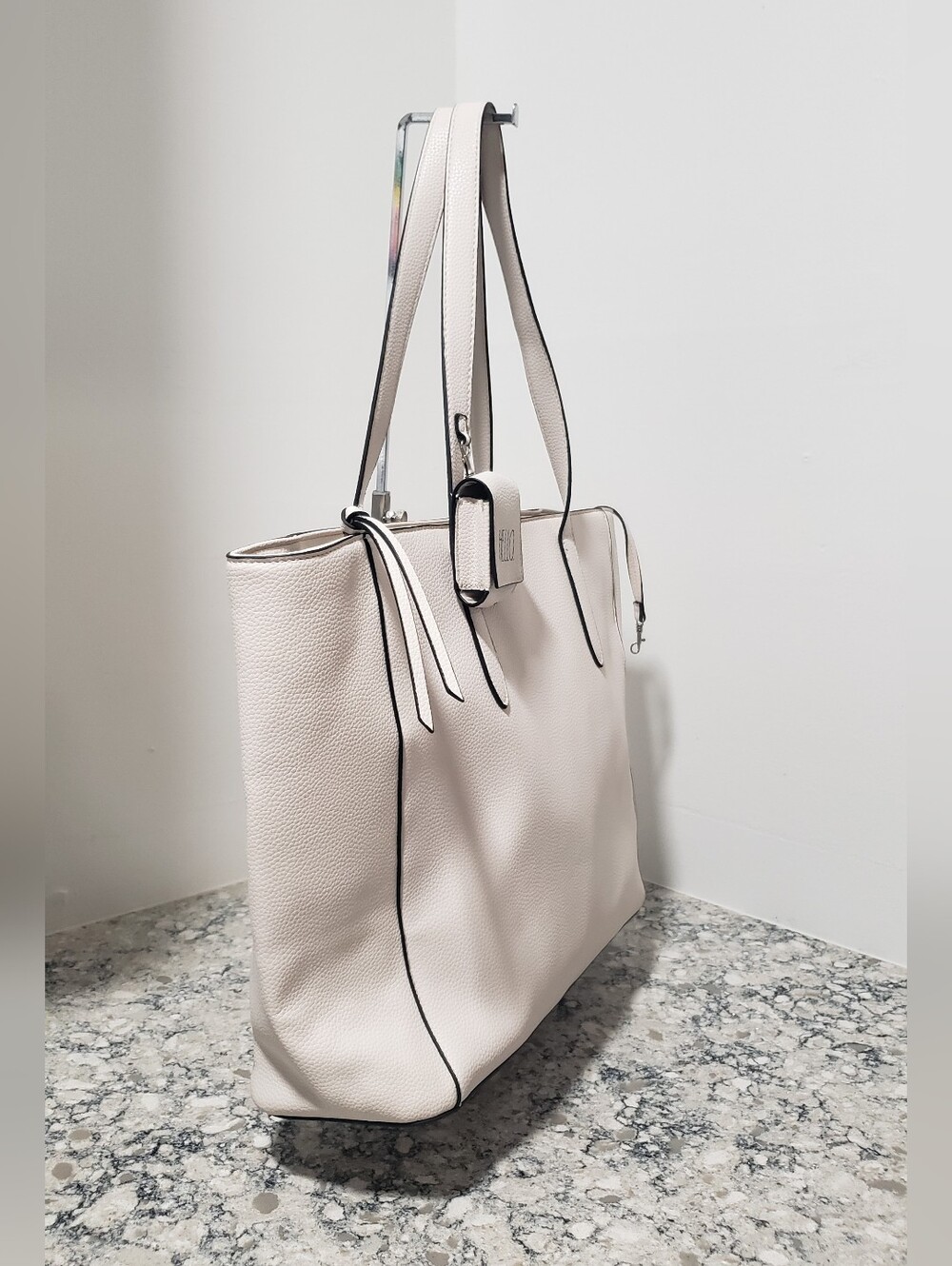 Rae Dunn White Pebbled Leather Large Tote Bag w/ Mini Bag Charm - Picture 4 of 13